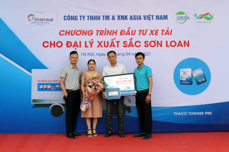 Asiagroup đầu tư xe tải cho Đại lý Sơn Loan